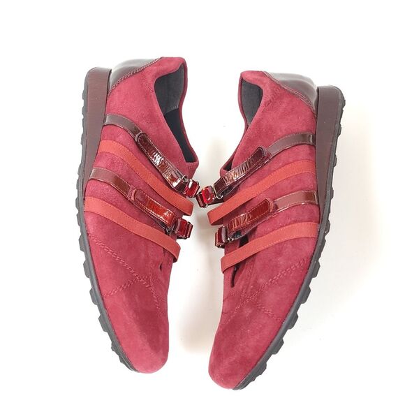Stuart Weitzman Burgundy Red Suede Leather Jewel Strap Sneakers Shoes Size 7.5 - Picture 6 of 10